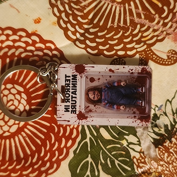 Terror In Miniature Chucky Keychain - Picture 2 of 4